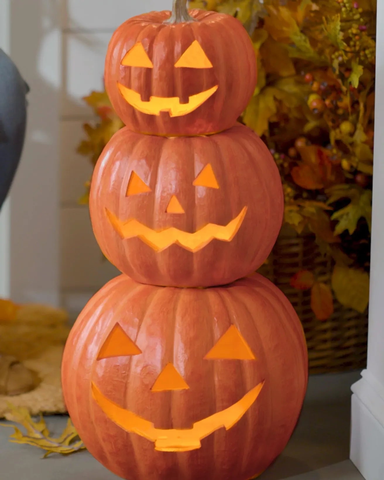 Lit Stackable Jack-o'-Lantern Sets